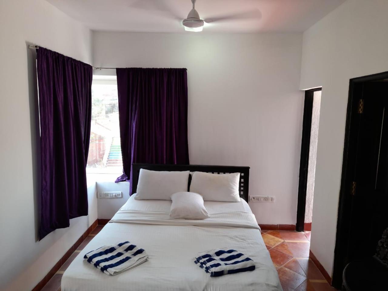 Appartamento Aquavista At Casaphilomena Calangute Esterno foto